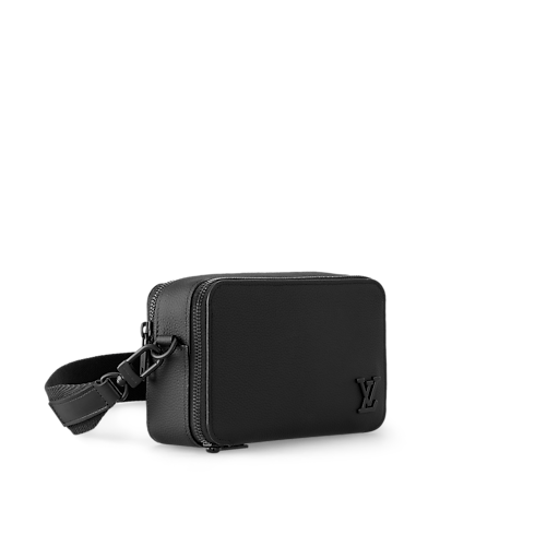 Túi Alpha LV Aerogram in Sản phẩm mới's Holiday Men's Selection collections by Louis Vuitton (Thu phóng sản phẩm)