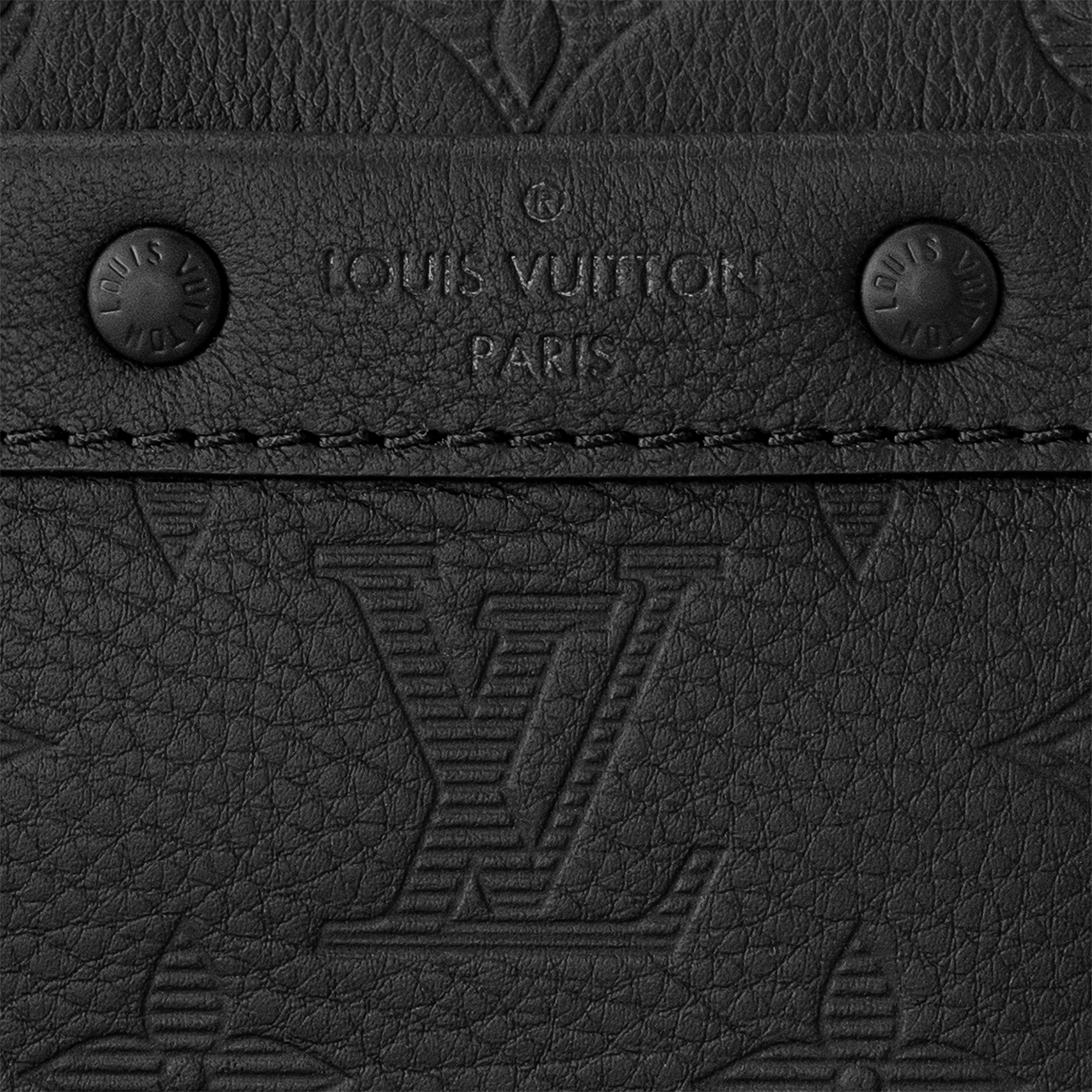 Túi Nano Alpha Monogram Shadow Leather in Đồ Nam