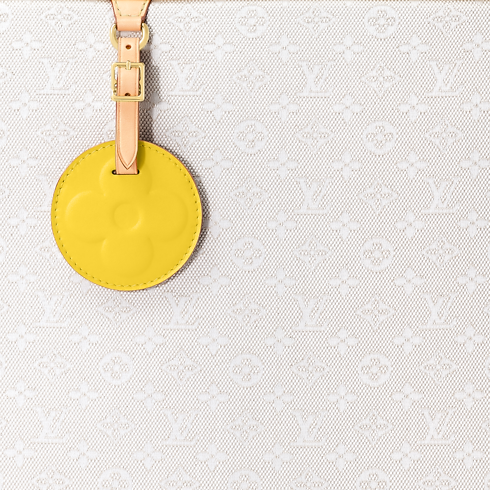 Vali Cho Bé in Quà tặng và dịch vụ cá nhân hóa's Quà tặng cho Em bé } collections by Louis Vuitton (Thu phóng sản phẩm)