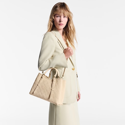 Túi Babylone Tote PM Monogram Empreinte in Đồ Nữ's Túi Tất cả Túi collections by Louis Vuitton (Thu phóng sản phẩm)
