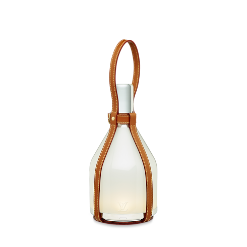 Đèn Bell Lamp - Edward Barber & Jay Osgerby Monogram in Rương, Phụ kiện du lịch và Trang trí nội thất's Trang trí nội thất và Nghệ thuật không gian phòng ăn Objets Nomades - Bộ sưu tập nội thất collections by Louis Vuitton (Thu phóng sản phẩm)