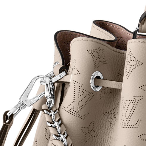 Túi Bella Tote Mahina in Túi và Phụ kiện bằng da's Túi xách nữ Túi mới nhất collections by Louis Vuitton (Thu phóng sản phẩm)