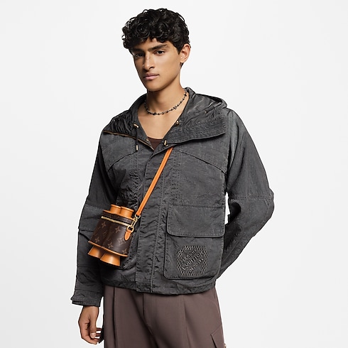 Túi Binoculars Autres Cuirs Monogram in Đồ Nam's Túi ví đa năng và Phụ kiện bằng da Túi mini collections by Louis Vuitton (Thu phóng sản phẩm)