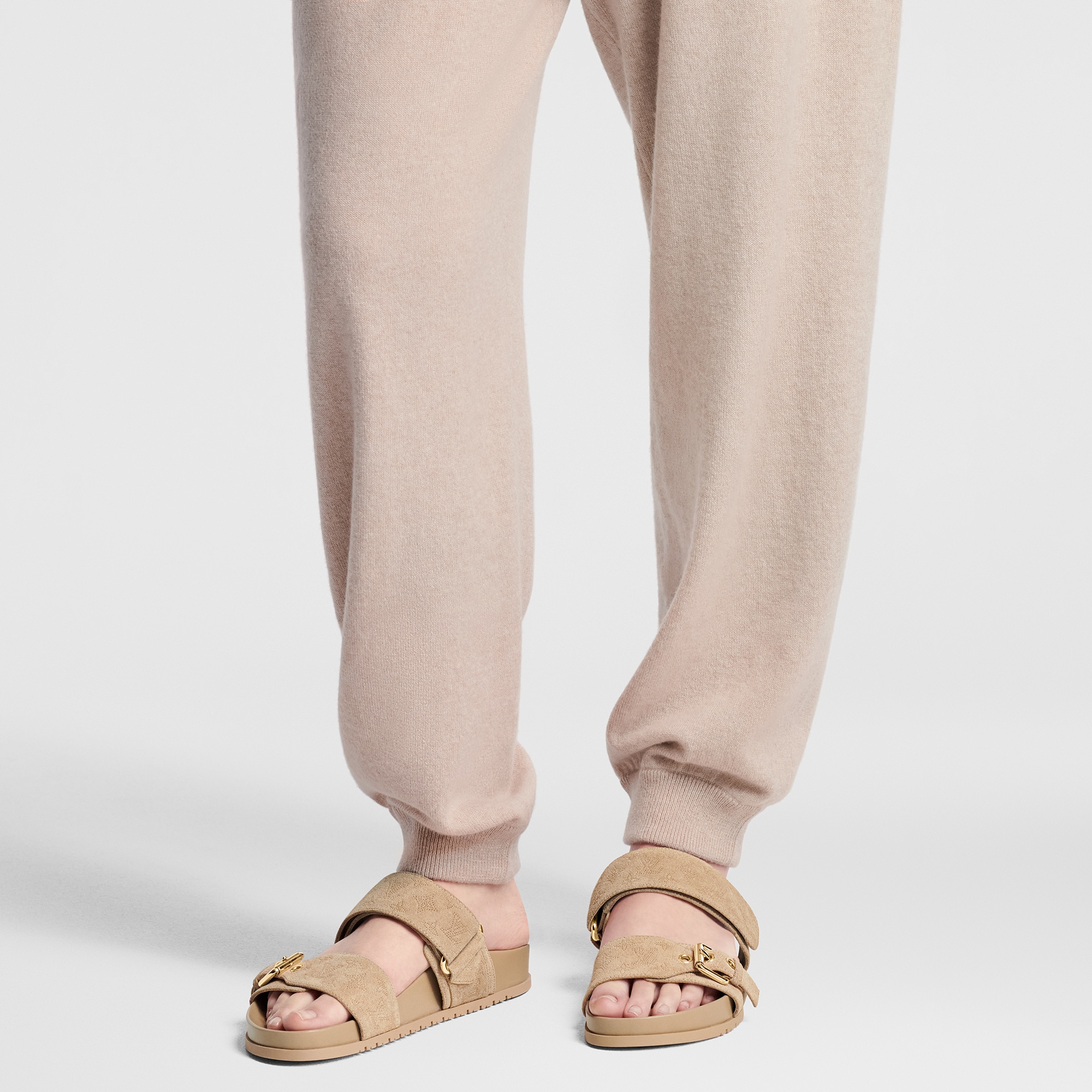 Dép Bom Dia Flat Comfort Mule  in Đồ Nữ