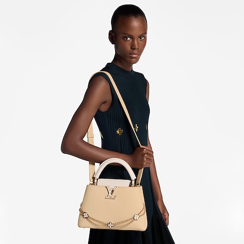 Túi Capucines BB Capucines in Đồ Nữ's Túi Túi Capucines collections by Louis Vuitton (Thu phóng sản phẩm)