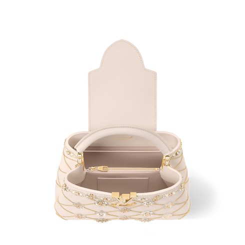 Capucines BB Capucines in Đồ Nữ's Sản phẩm mới } collections by Louis Vuitton (Thu phóng sản phẩm)