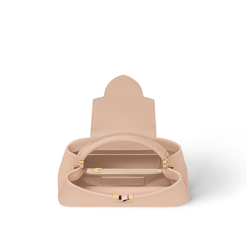 Túi Capucines MM East-West Capucines in Đồ Nữ's Túi Túi Capucines collections by Louis Vuitton (Thu phóng sản phẩm)