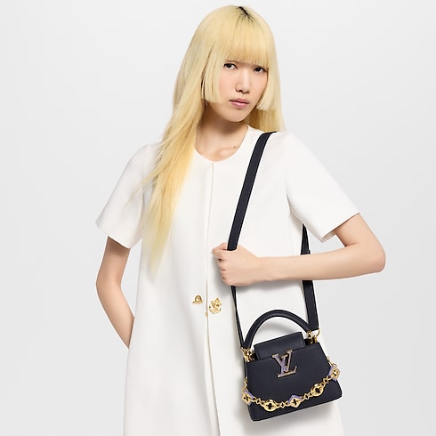 Túi Capucines Mini Capucines in Đồ Nữ's Túi Túi Capucines collections by Louis Vuitton (Thu phóng sản phẩm)