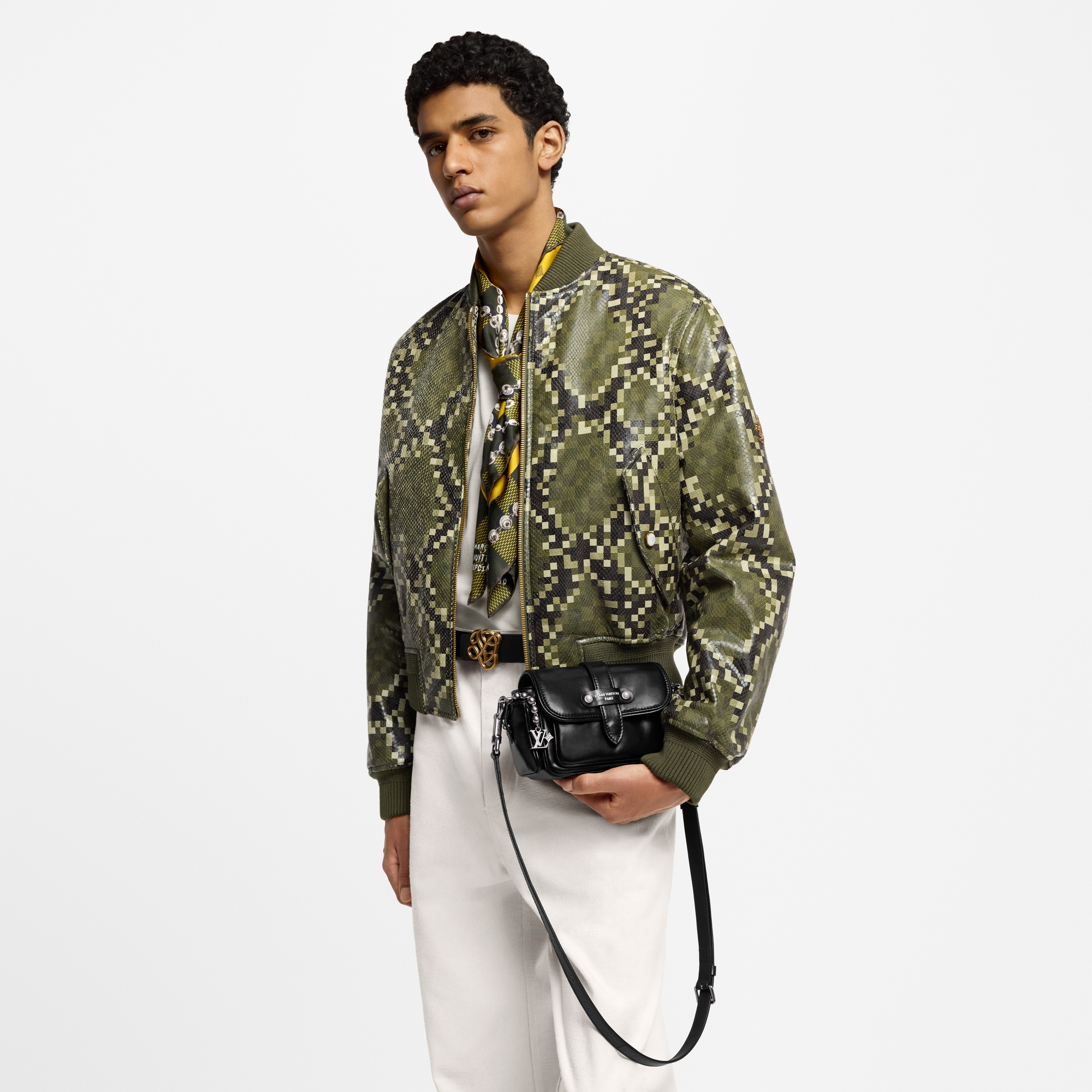 Túi Cargo Các loại da khác in Đồ Nam