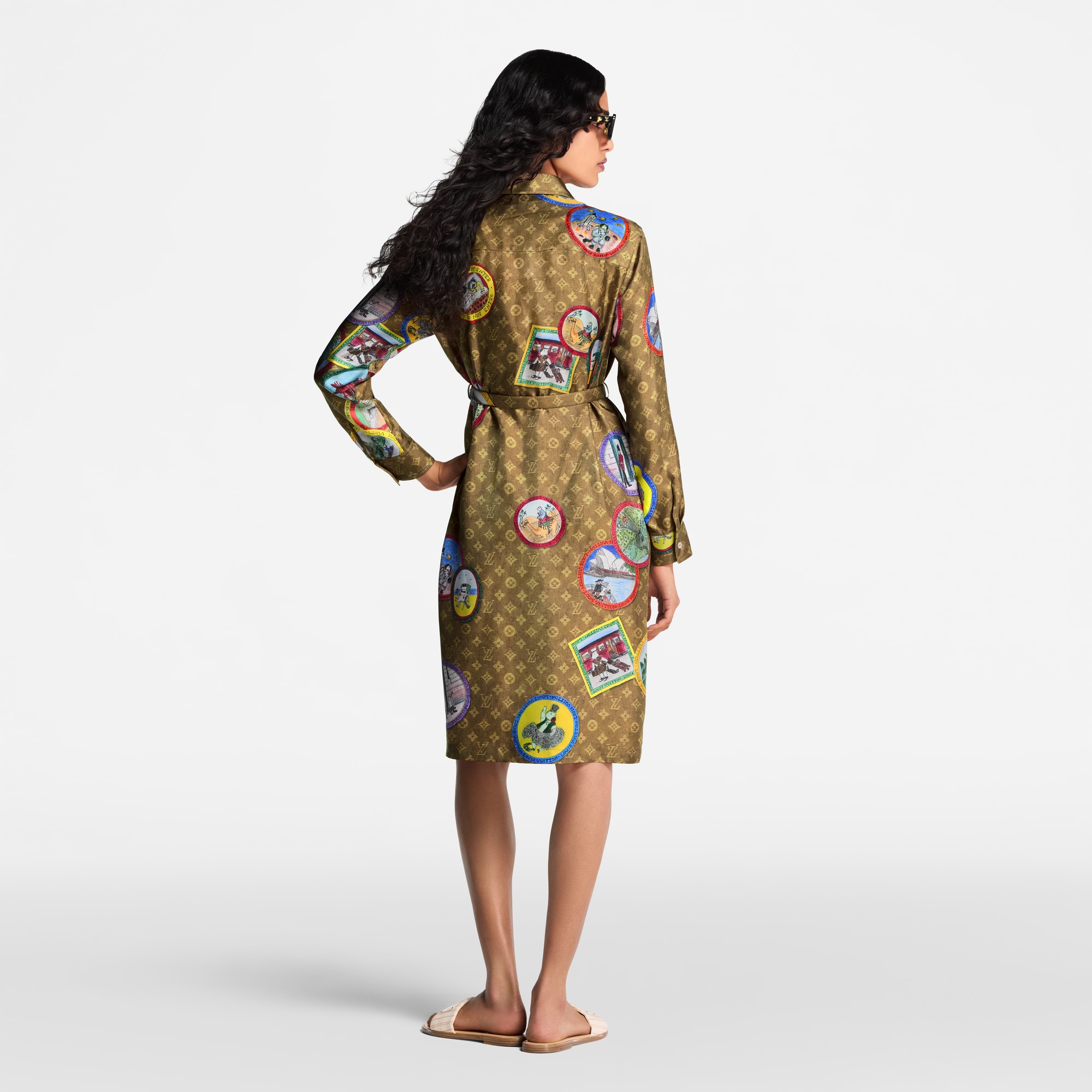  (Thu phóng sản phẩm)