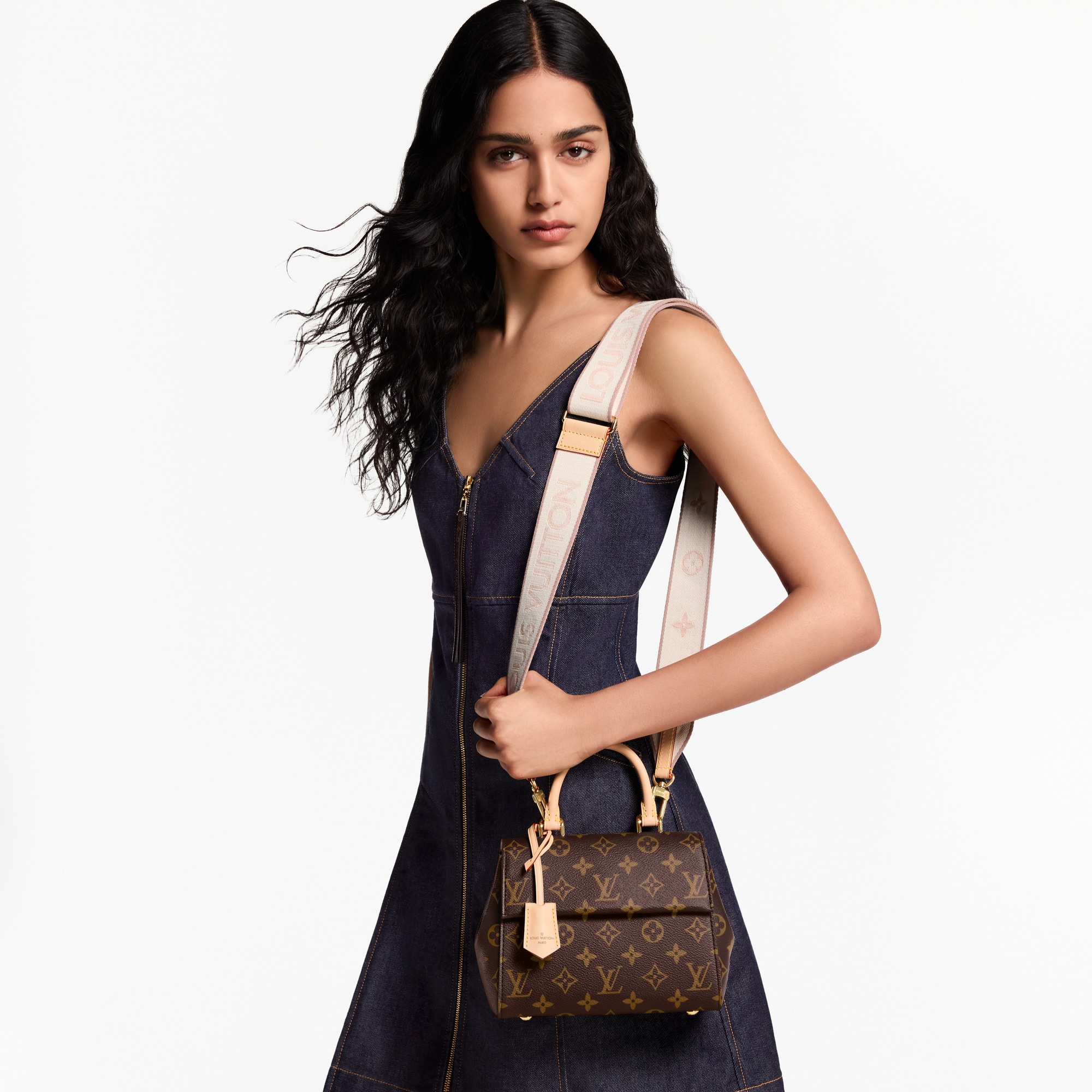 Túi Cluny Mini  Monogram in Đồ Nữ