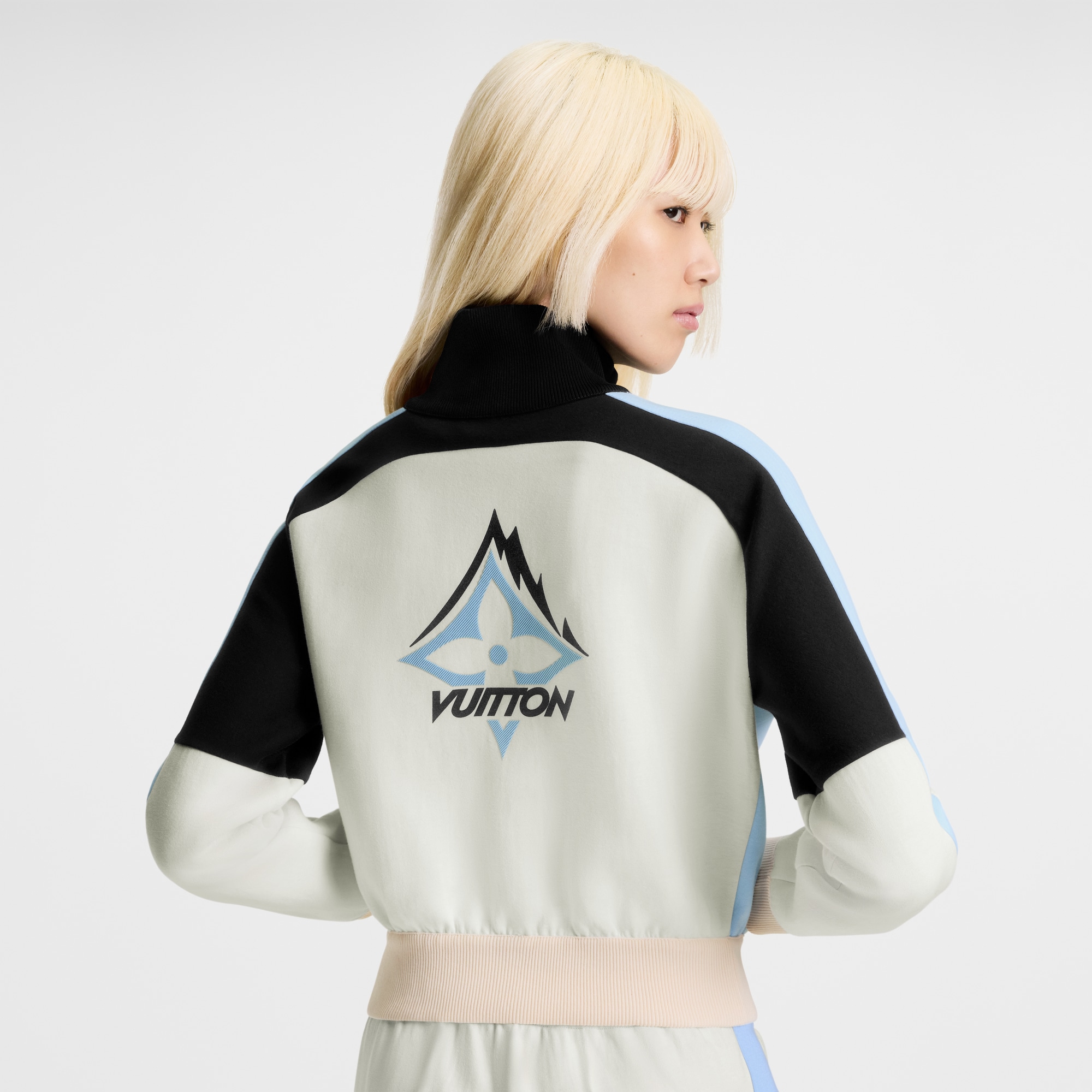 Color-Blocked Mountain Signature Jacket  in Đồ Nữ