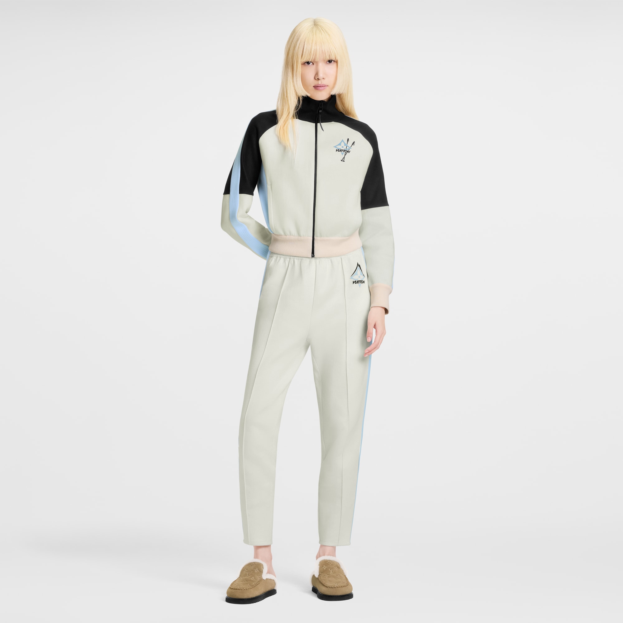 Color-Blocked Mountain Signature Jacket  in Đồ Nữ