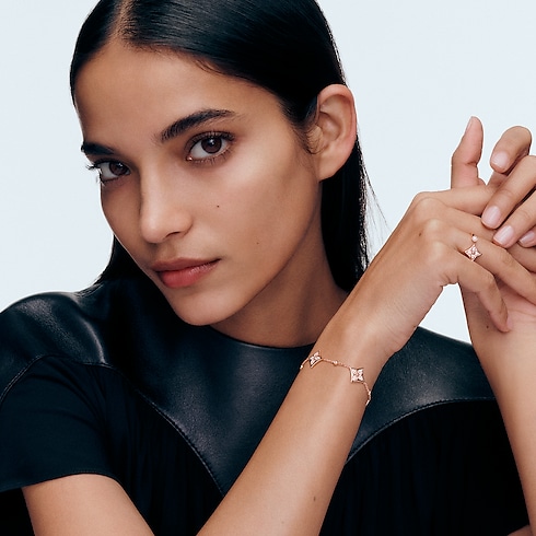 Vòng Tay Color Blossom Star - Phiên Bản BB in Trang sức's Danh mục sản phẩm Vòng tay collections by Louis Vuitton (Thu phóng sản phẩm)