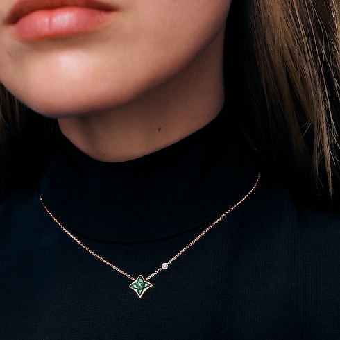 Vòng Cổ Color Blossom BB Star in Trang sức's Danh mục sản phẩm Vòng cổ và Mặt dây chuyền collections by Louis Vuitton (Thu phóng sản phẩm)