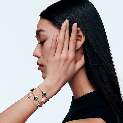 Vòng Cổ Color Blossom Sautoir in Trang sức's Danh mục sản phẩm Vòng cổ và Mặt dây chuyền collections by Louis Vuitton (Thu phóng sản phẩm)