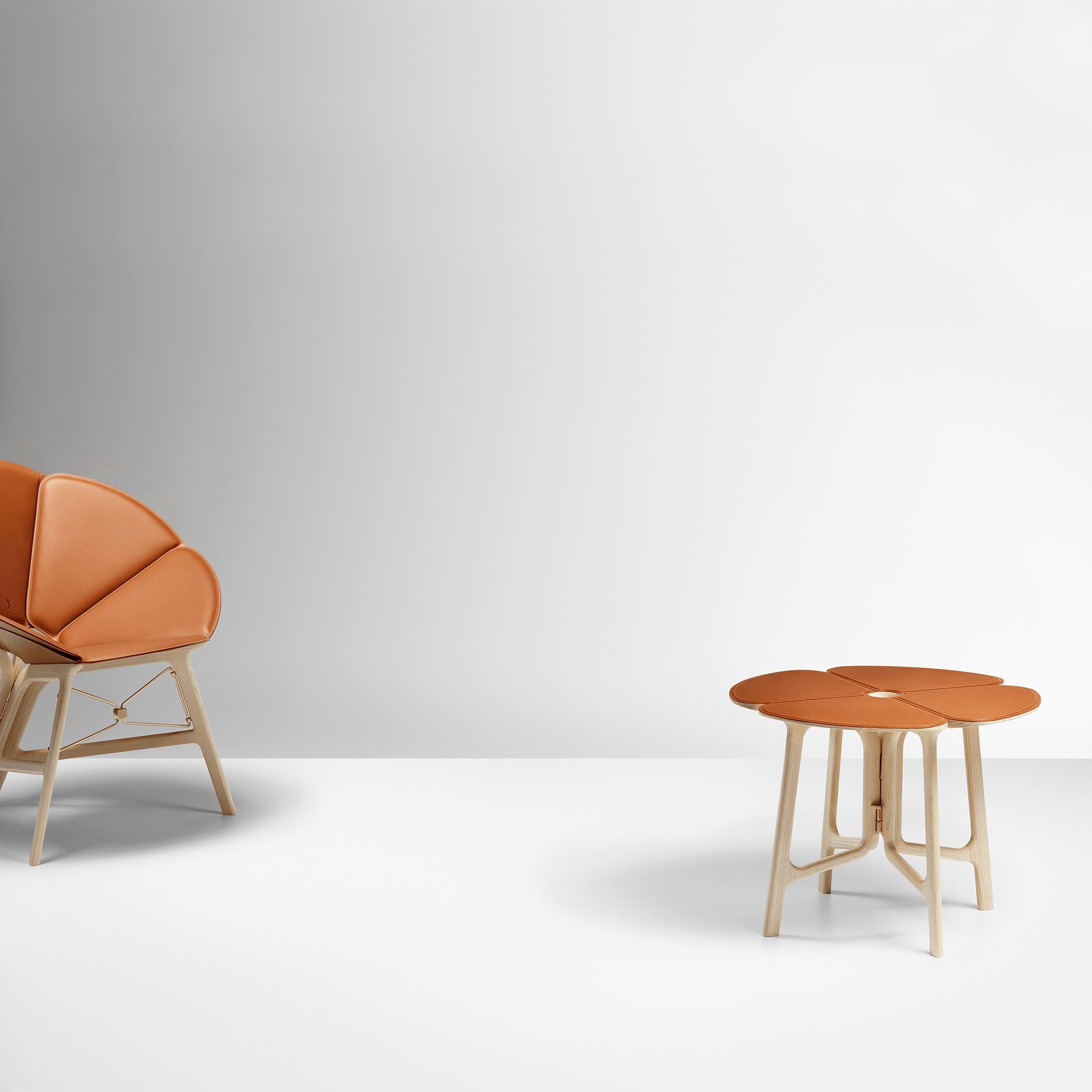 Bàn Cosmic Table - Raw Edges  in Rương, Phụ kiện du lịch và Trang trí nội thất