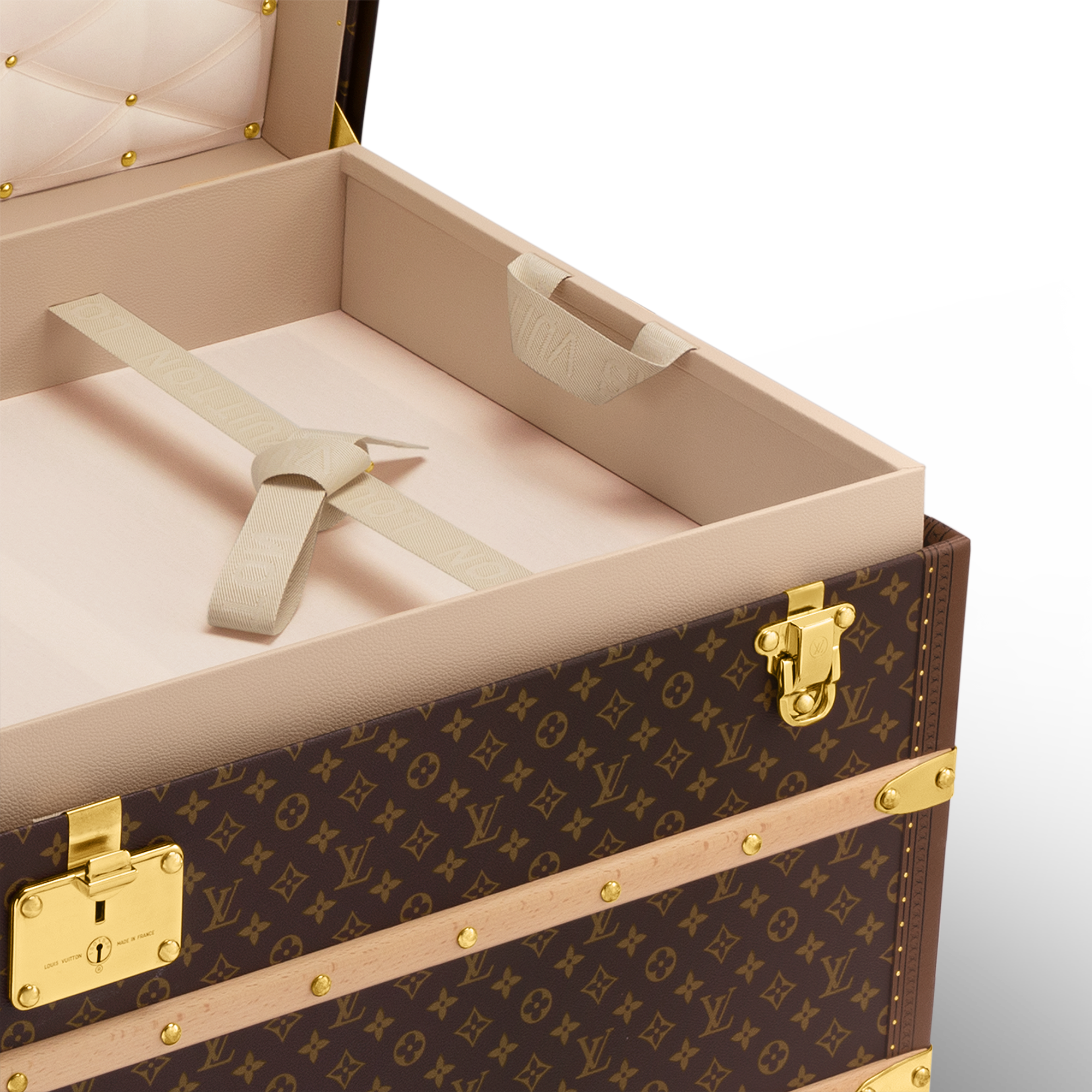 Rương Courrier Lozine 110 Monogram Canvas in Les Extraordinaires