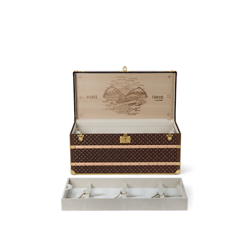 Rương Courrier Lozine LV Sakura Ornaments Monogram in Rương, Phụ kiện du lịch và Trang trí nội thất's Rương & Hộp đựng Rương collections by Louis Vuitton (Thu phóng sản phẩm)