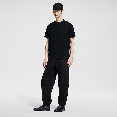 Áo Thun in Đồ Nam's Trang phục Áo thun và Áo Polo collections by Louis Vuitton (Thu phóng sản phẩm)