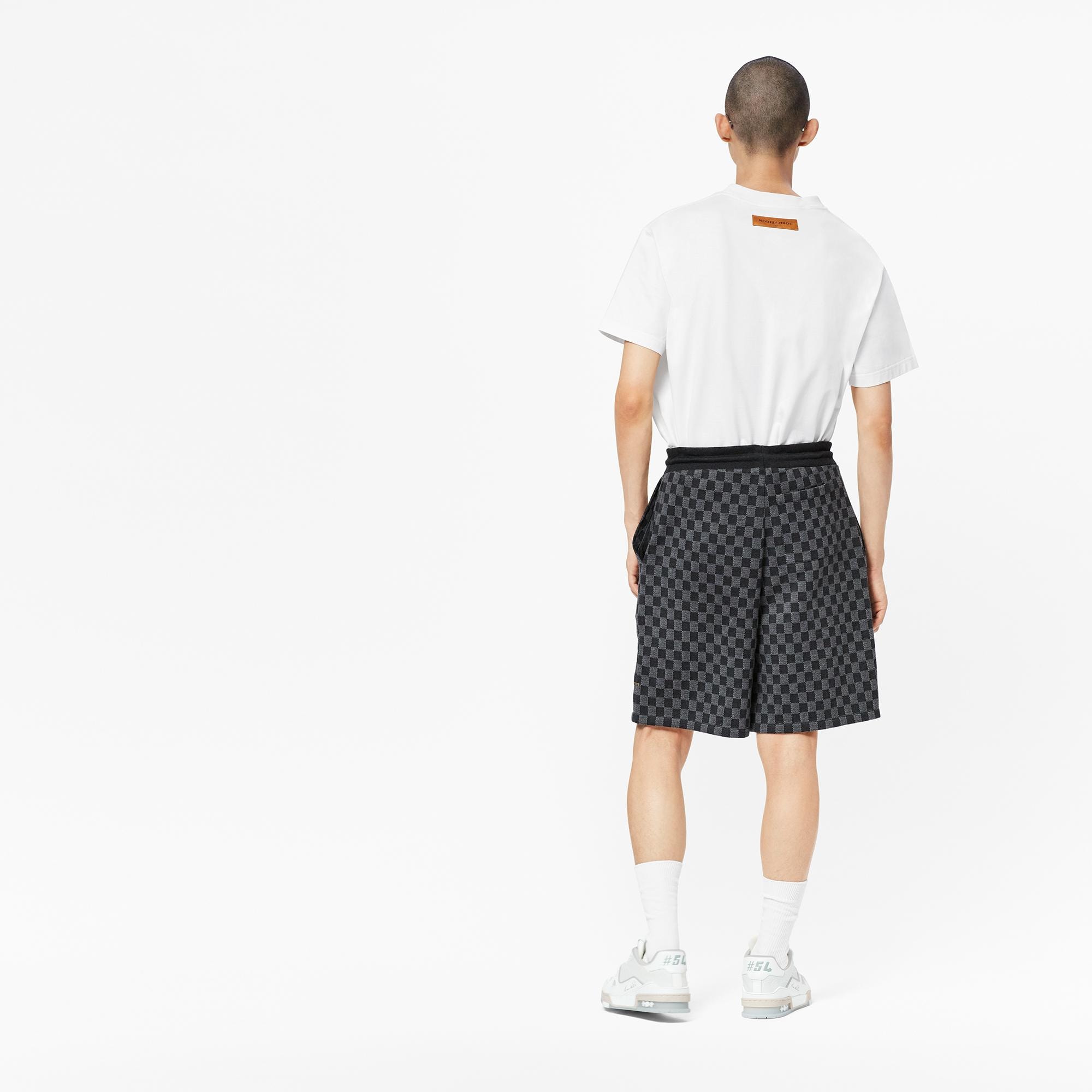 Quần Ngắn Họa Tiết Damier   in Đồ Nam