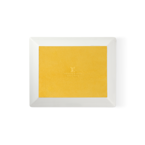 Khay Dolce Vita in Rương, Phụ kiện du lịch và Trang trí nội thất's Trang trí nội thất và Nghệ thuật không gian phòng ăn Nghệ thuật không gian phòng ăn collections by Louis Vuitton (Thu phóng sản phẩm)