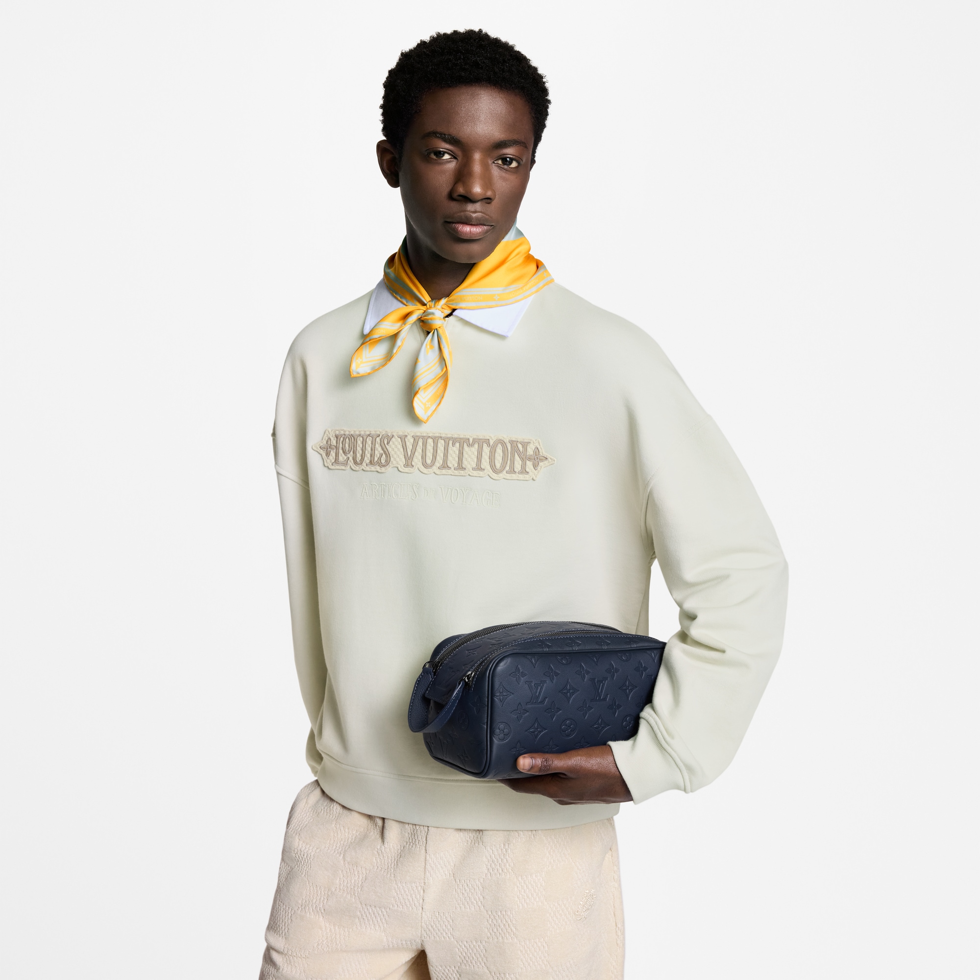 Túi Dopp Kit Monogram Shadow in Đồ Nam