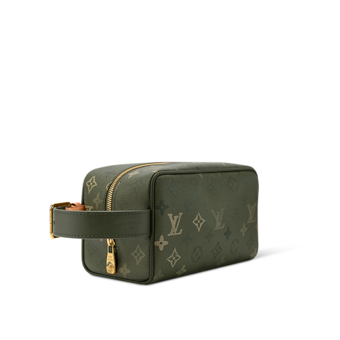 Túi Locker Dopp Kit Monogram Other in Đồ Nam's Du lịch Phụ kiện du lịch collections by Louis Vuitton (Thu phóng sản phẩm)