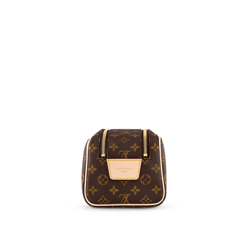 Túi Dopp Kit Toilet Pouch Monogram Canvas in Quà tặng và dịch vụ cá nhân hóa's Quà tặng cho Em bé } collections by Louis Vuitton (Thu phóng sản phẩm)