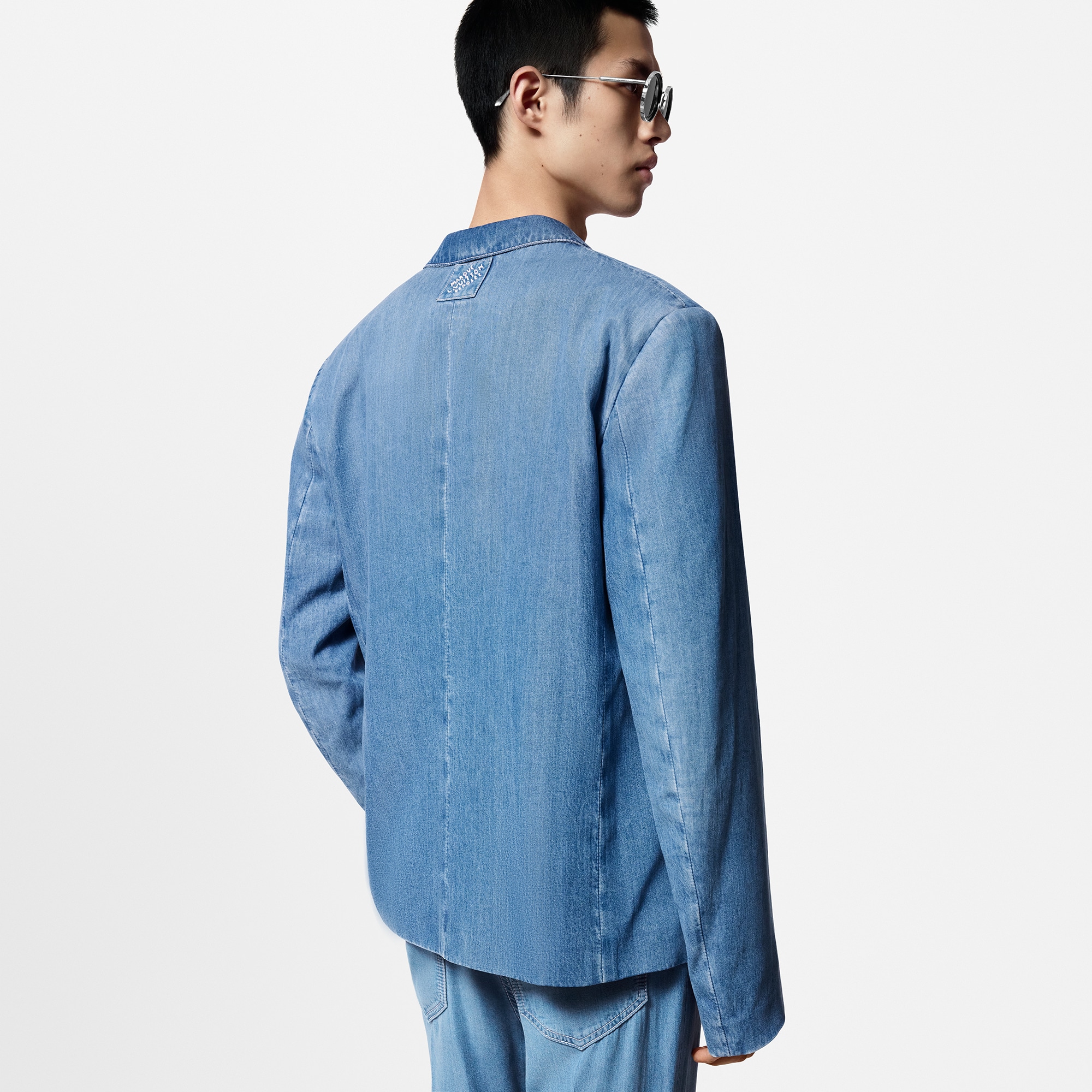 undefined (Thu phóng sản phẩm)