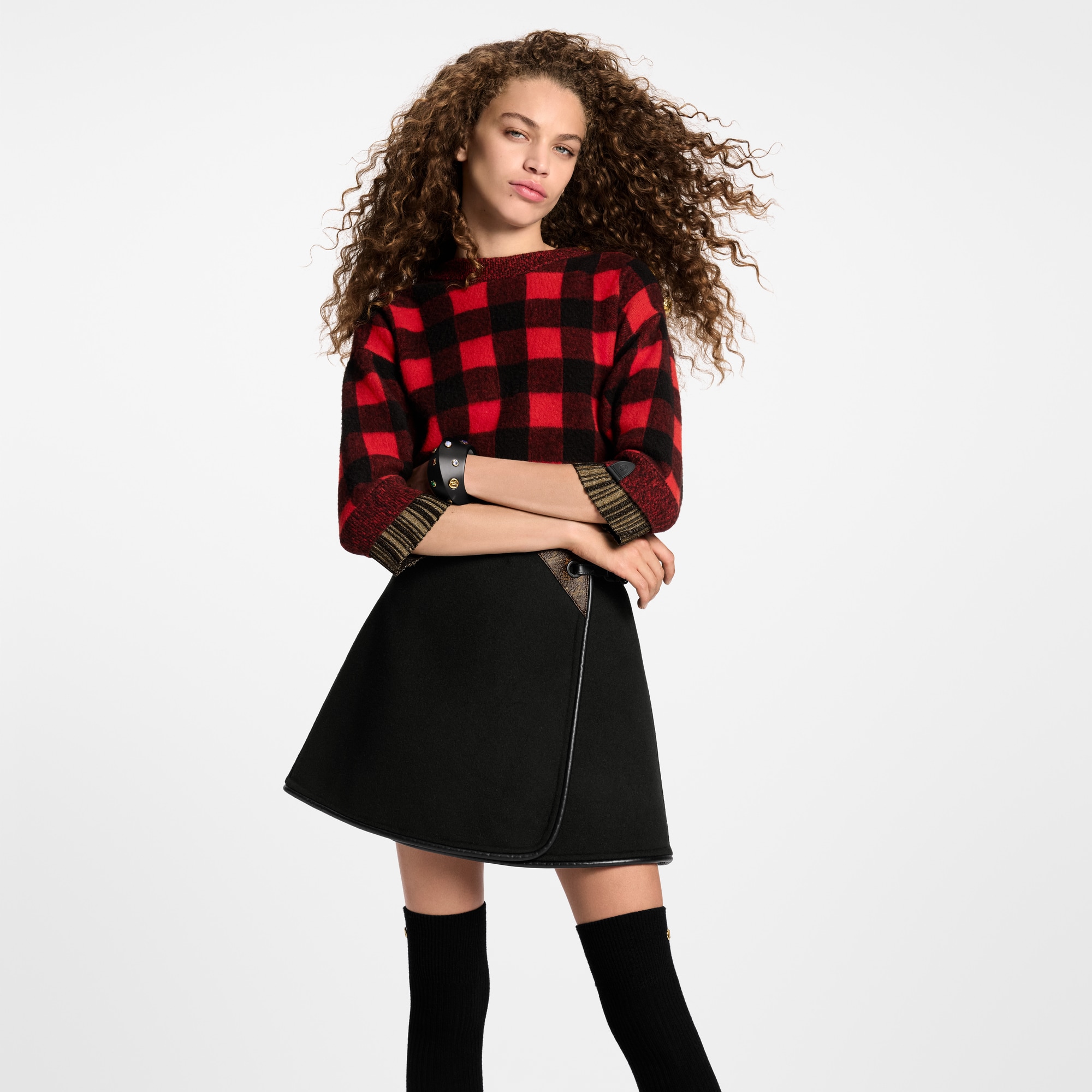 Váy Ngắn  in Đồ Nữ