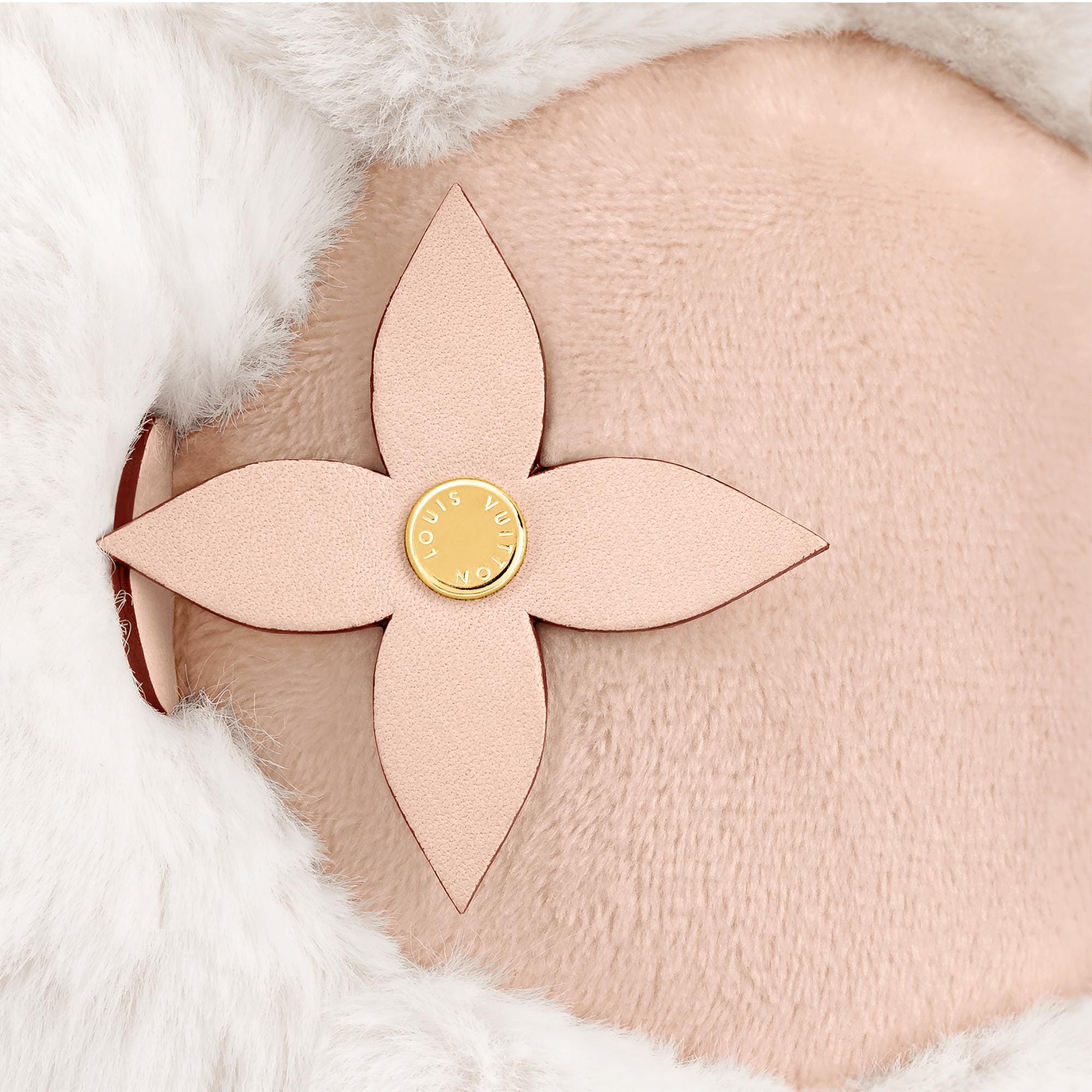 Vivienne Doudou  in Rương, Phụ kiện du lịch và Trang trí nội thất