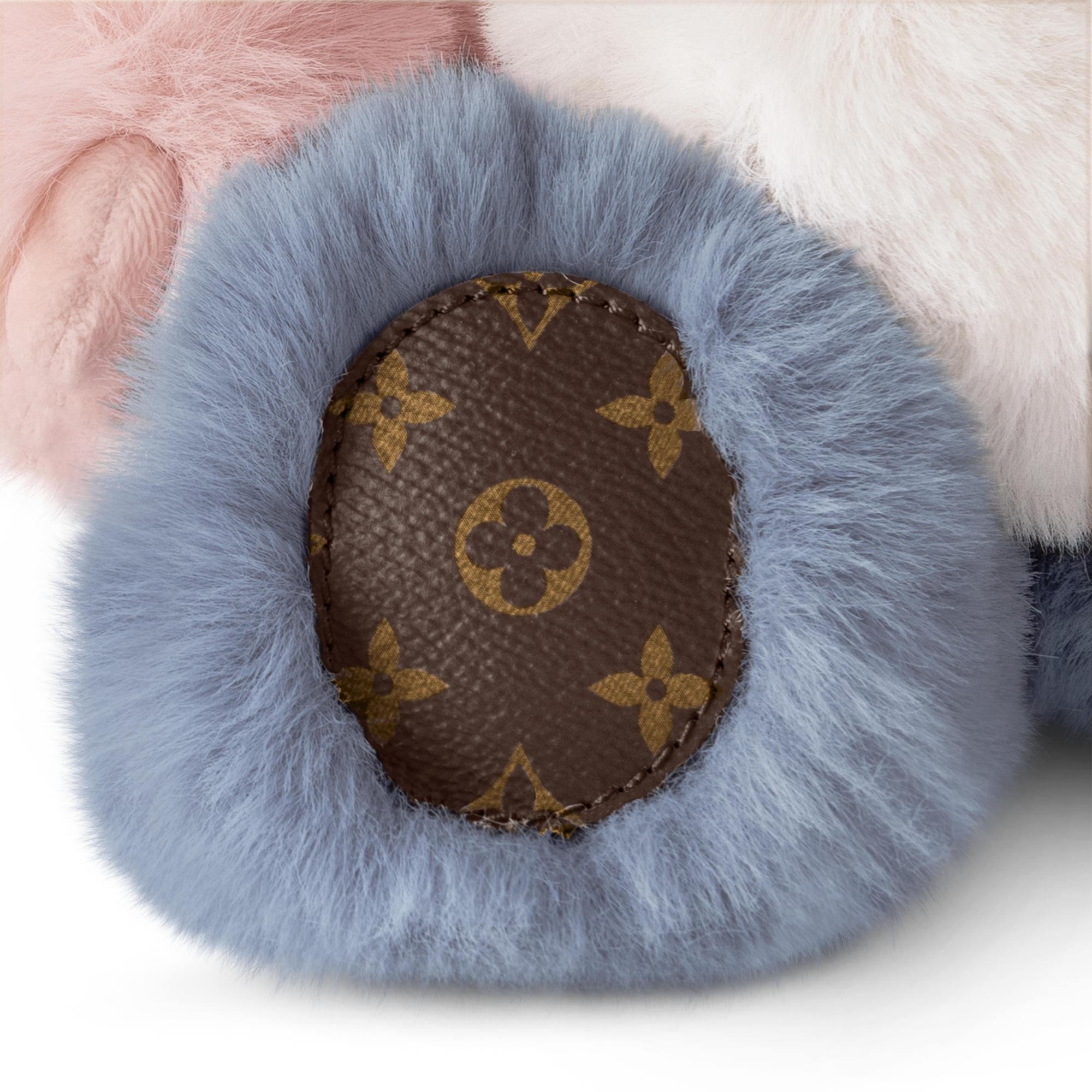 Vivienne Doudou  in Rương, Phụ kiện du lịch và Trang trí nội thất