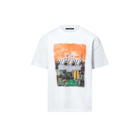 Áo Thun in Đồ Nam's Trang phục Áo thun và Áo Polo collections by Louis Vuitton (Thu phóng sản phẩm)