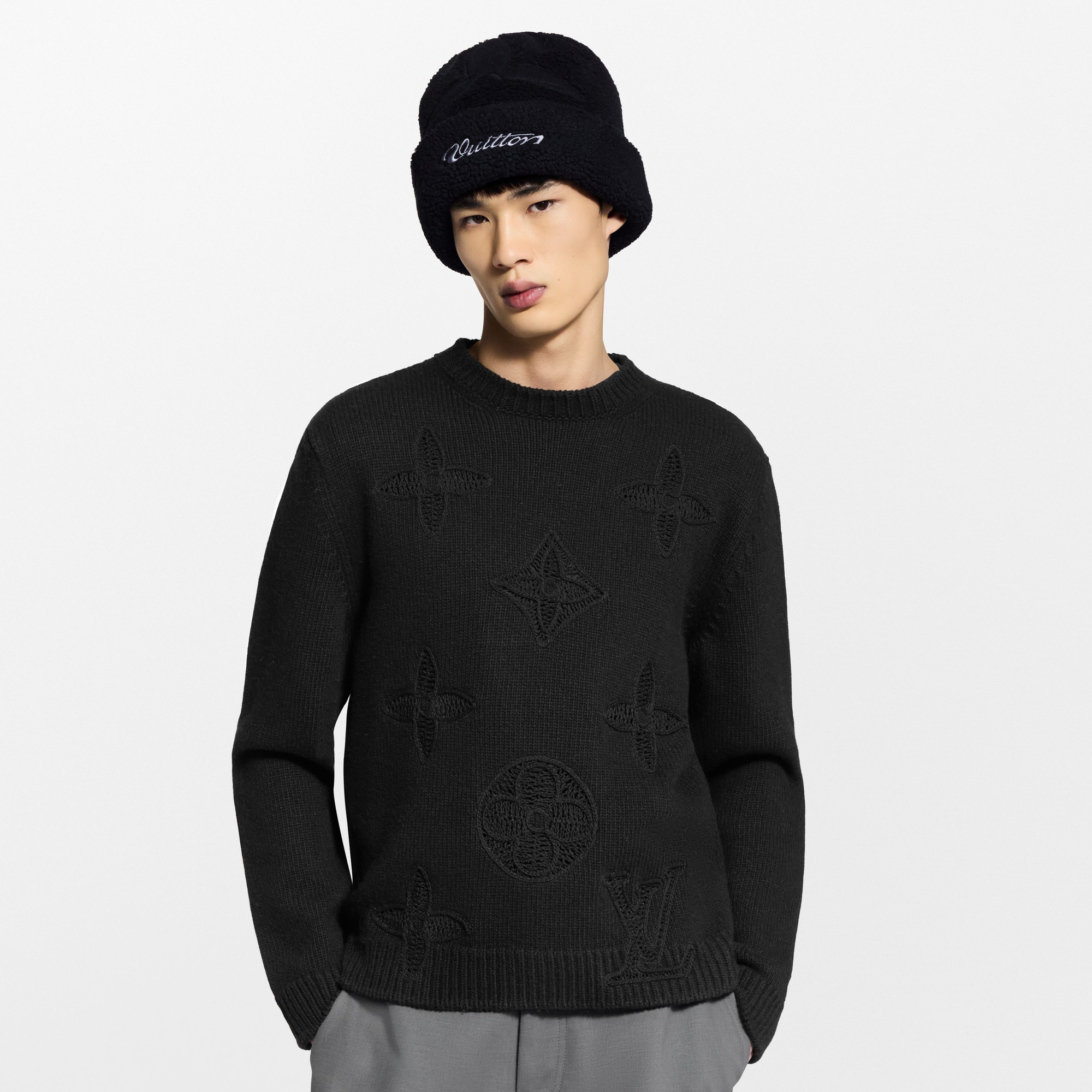 Embellished Knitted Crewneck  in Sản phẩm mới