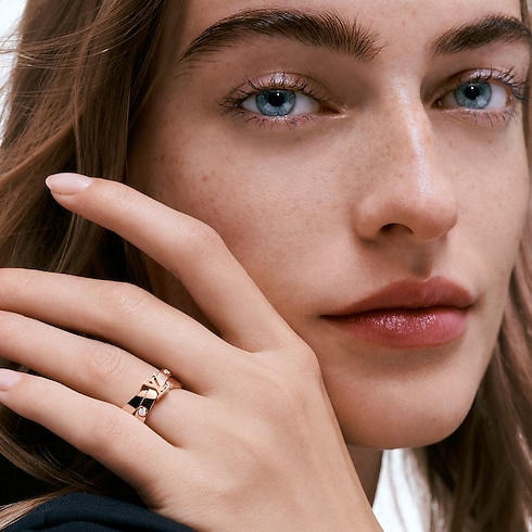 Nhẫn Empreinte in Trang sức's Danh mục sản phẩm Tất cả Trang sức collections by Louis Vuitton (Thu phóng sản phẩm)