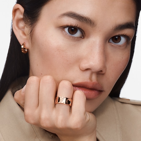 Nhẫn Empreinte - Bản To in Trang sức's Danh mục sản phẩm Tất cả Trang sức collections by Louis Vuitton (Thu phóng sản phẩm)