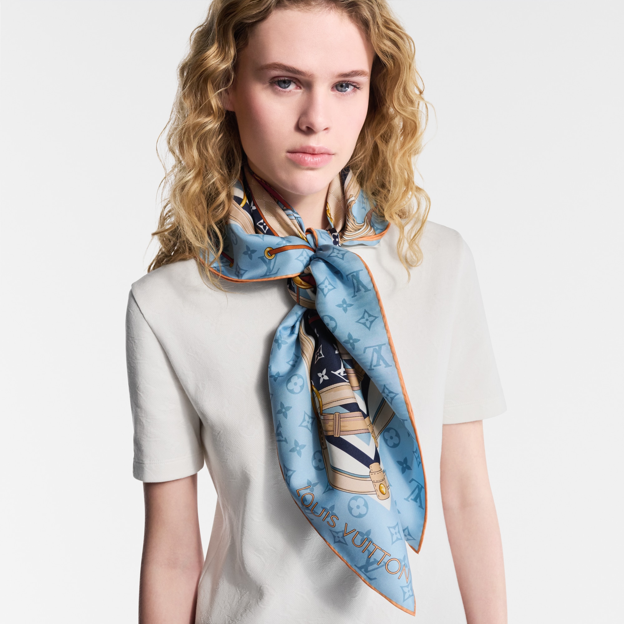 Khăn Lụa Vuông Flower And Straps 90 . in Đồ Nữ