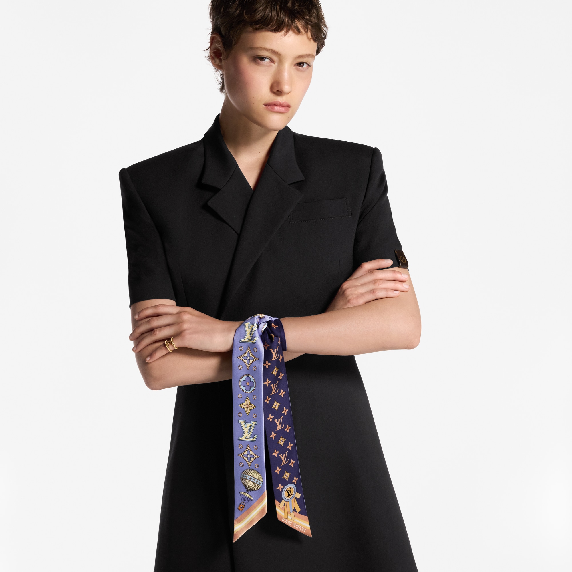 Khăn Lụa From The Cloud BB . in Đồ Nữ