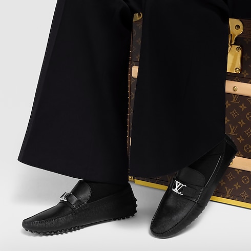 Giày Hockenheim Moccasin in Đồ Nam's Giày Giày lười và Giày Moccasin collections by Louis Vuitton (Thu phóng sản phẩm)