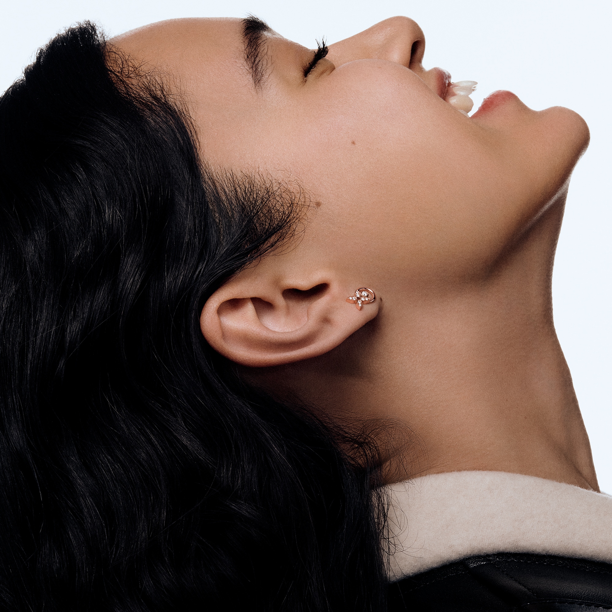 Khuyên tai Idylle Blossom - Một chiếc  in Trang sức