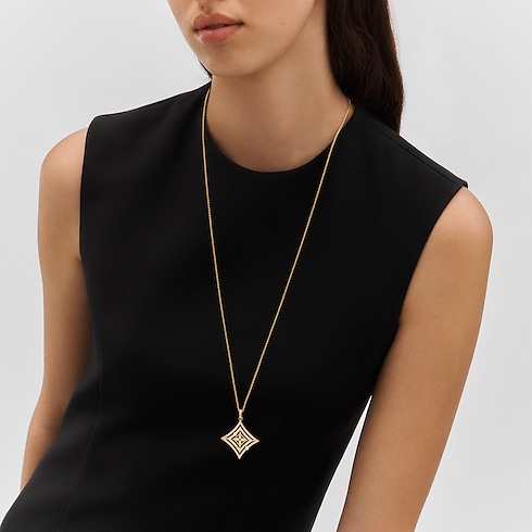 Vòng Cổ Idylle Blossom Medallion in Trang sức's Danh mục sản phẩm Tất cả Trang sức collections by Louis Vuitton (Thu phóng sản phẩm)