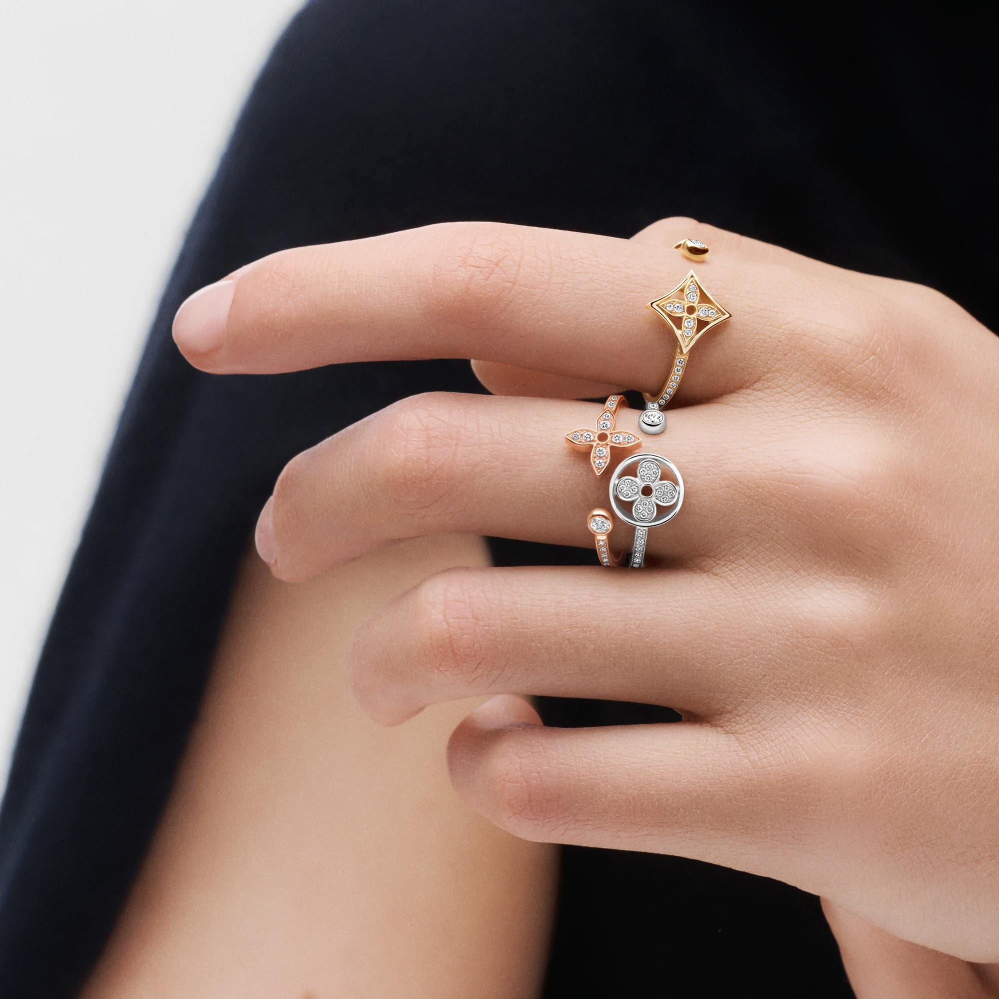 Nhẫn Idylle Blossom Paved  in Trang sức