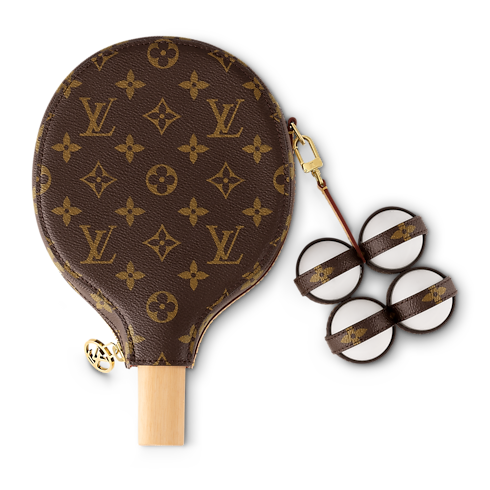 Bộ Chơi Bóng Bàn James Monogram in Rương, Phụ kiện du lịch và Trang trí nội thất's Thể thao và Giải trí } collections by Louis Vuitton (Thu phóng sản phẩm)