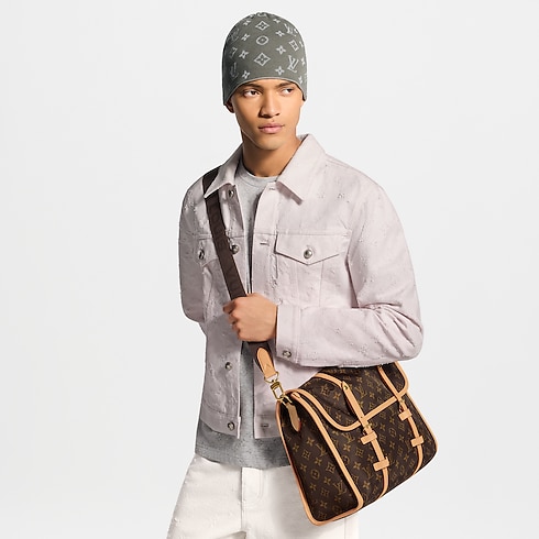 Túi Jet Lag MM Louis Vuitton Silk Tech G76 in Đồ Nam's Túi Tất cả Túi collections by Louis Vuitton (Thu phóng sản phẩm)