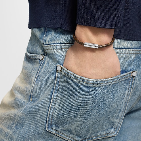 Vòng Tay Keep It Monogram Eclipse in Đồ Nam's Trang sức thời trang Vòng tay collections by Louis Vuitton (Thu phóng sản phẩm)