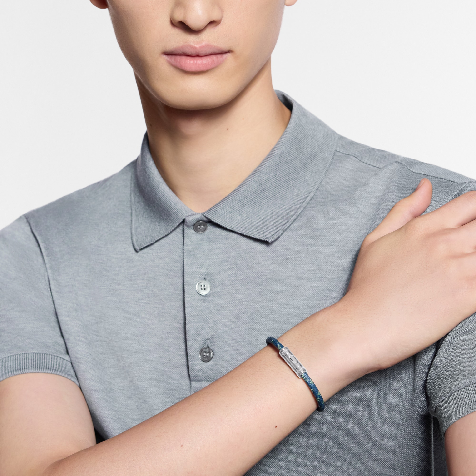 Vòng Tay Keep It  in Đồ Nam