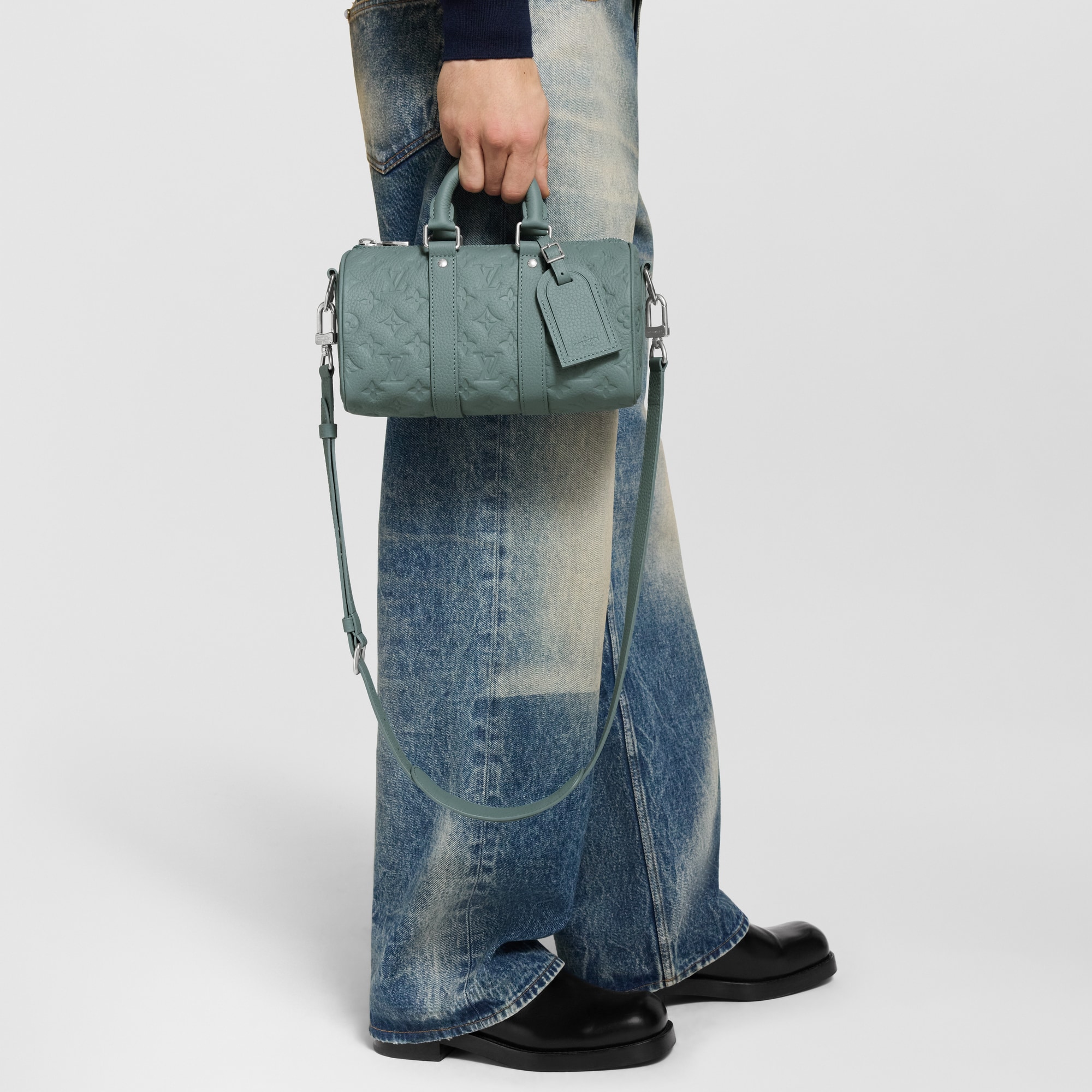 Túi Keepall Bandoulière 25 Monogram Taurillon Leather LG - G90 in Túi và Phụ kiện bằng da