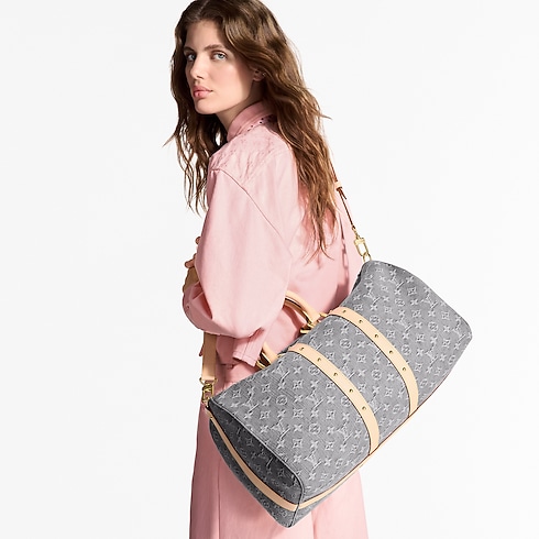 Túi Keepall Bandoulière 45 Các loại Monogram Canvas khác in Đồ Nữ's Du lịch Túi du lịch collections by Louis Vuitton (Thu phóng sản phẩm)