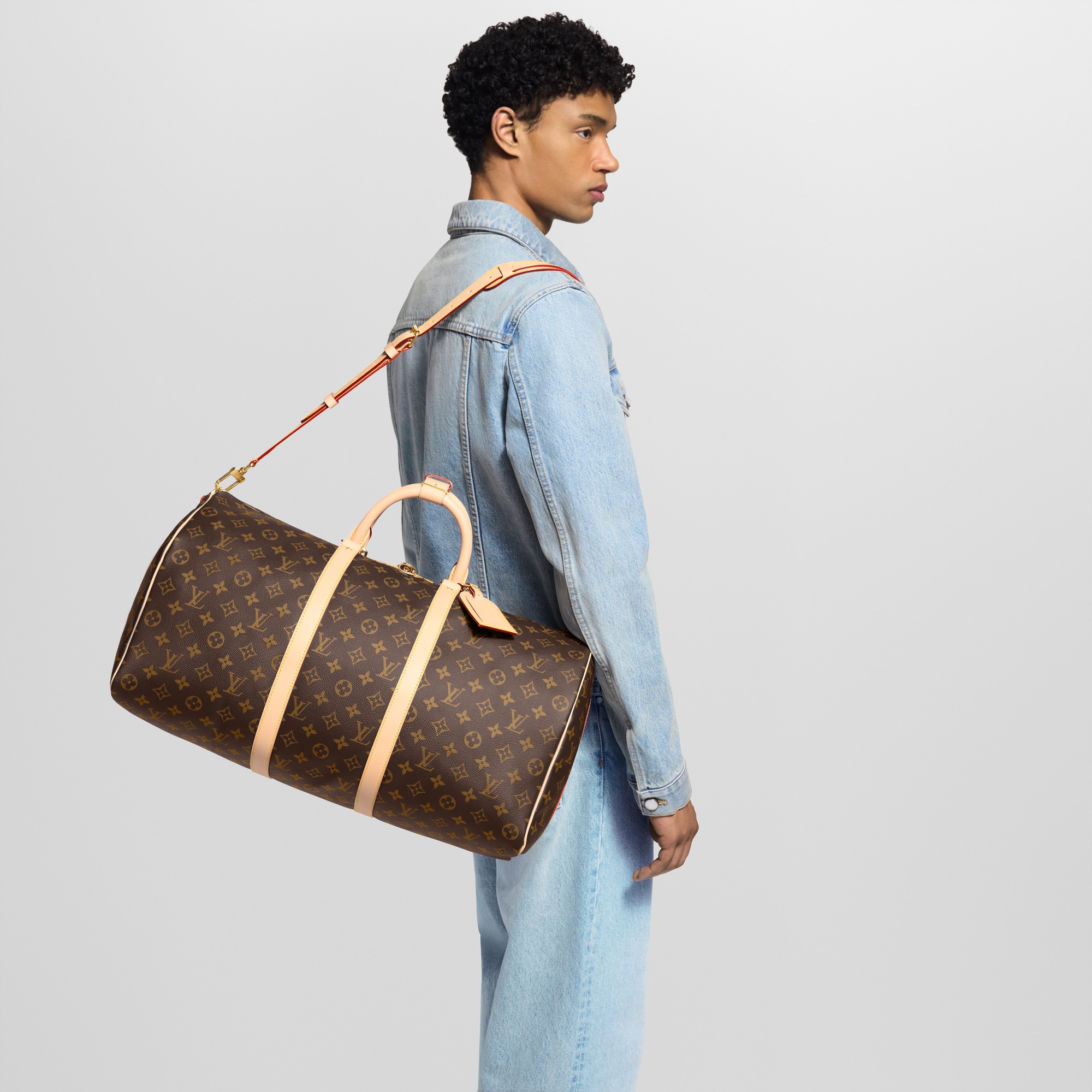 Túi Keepall Bandoulière 55 Monogram Canvas in Đồ Nam